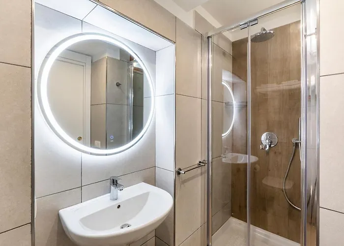 San Cesareo 64 Bed and breakfast 4*